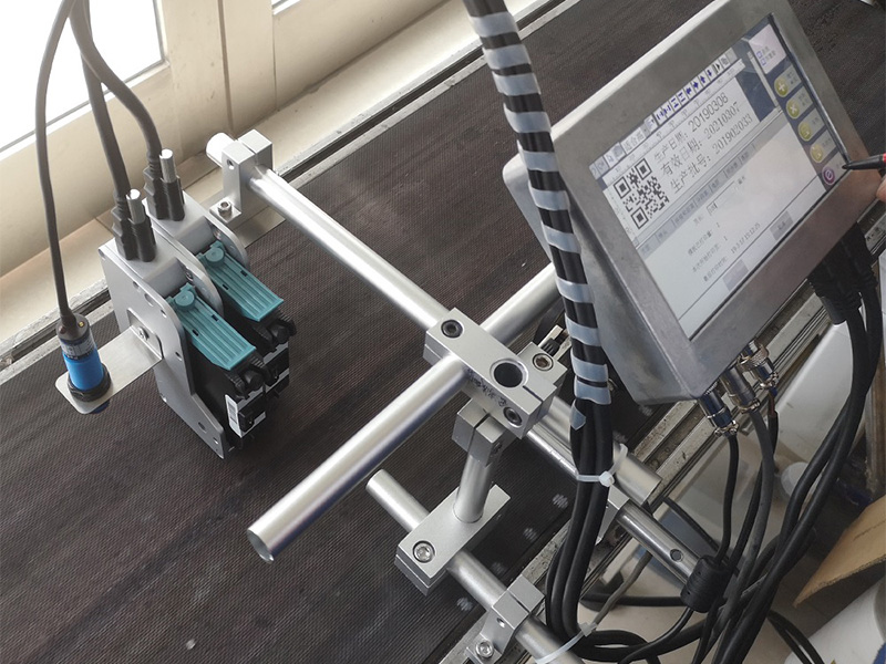EA高解像噴碼機